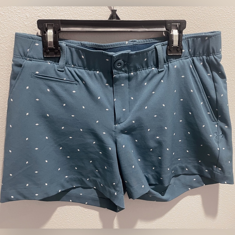 Under Armour 4” golf shorts